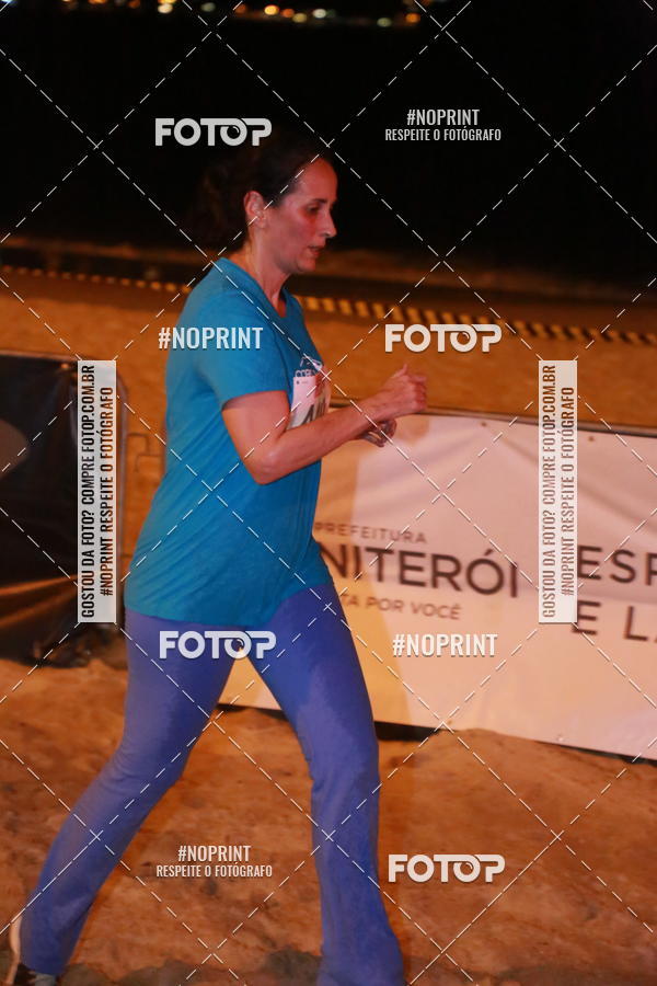 Buy your photos of the eventNIGHT RUN ICARA� BEACH - 6� EDI��O - NITER�I RJ on Fotop