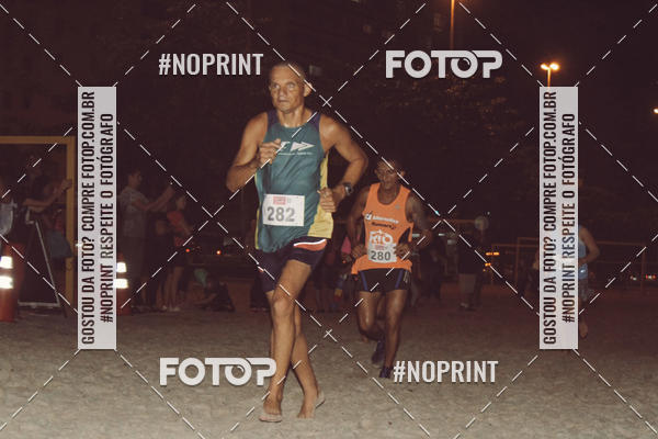 Compra tus fotos del eventoNIGHT RUN ICARA� BEACH - 6� EDI��O - NITER�I RJ En Fotop