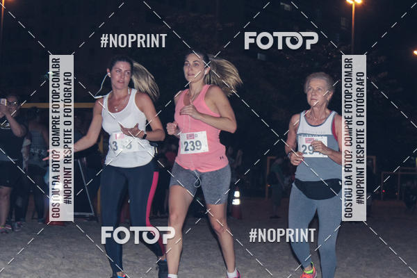 Compra tus fotos del eventoNIGHT RUN ICARA� BEACH - 6� EDI��O - NITER�I RJ En Fotop