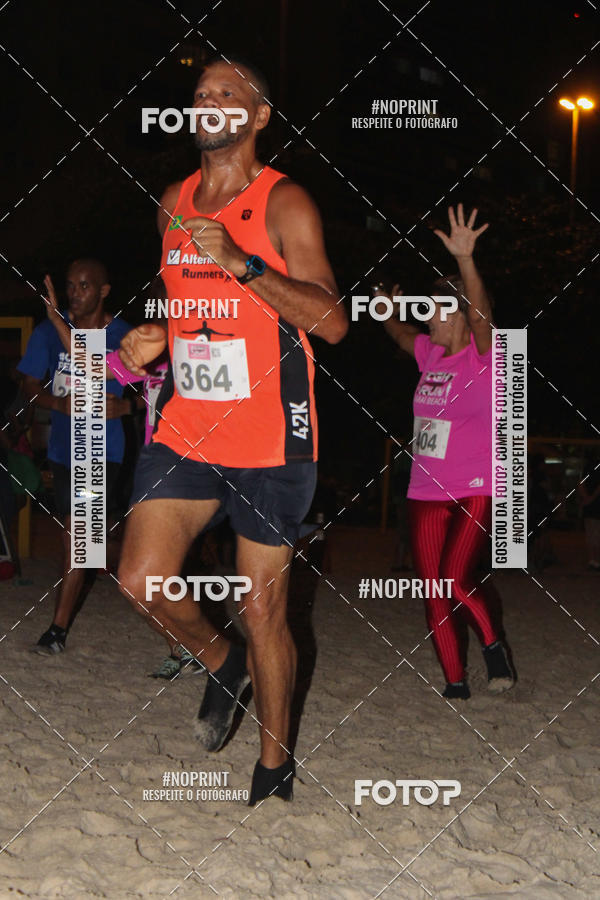 Compra tus fotos del eventoNIGHT RUN ICARA� BEACH - 6� EDI��O - NITER�I RJ En Fotop