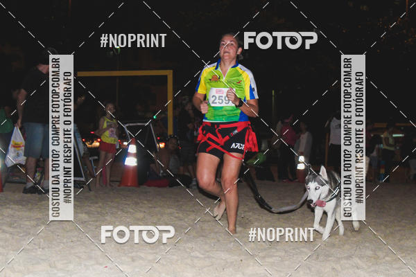 Compra tus fotos del eventoNIGHT RUN ICARA� BEACH - 6� EDI��O - NITER�I RJ En Fotop