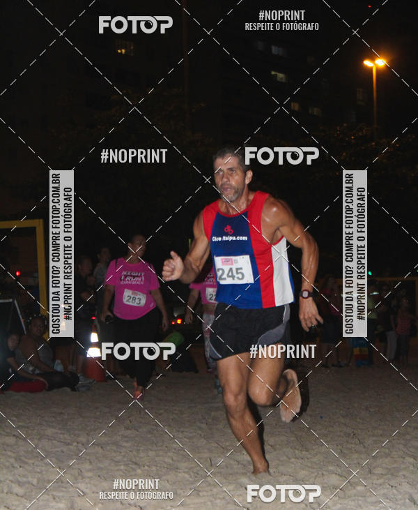 Compra tus fotos del eventoNIGHT RUN ICARA� BEACH - 6� EDI��O - NITER�I RJ En Fotop