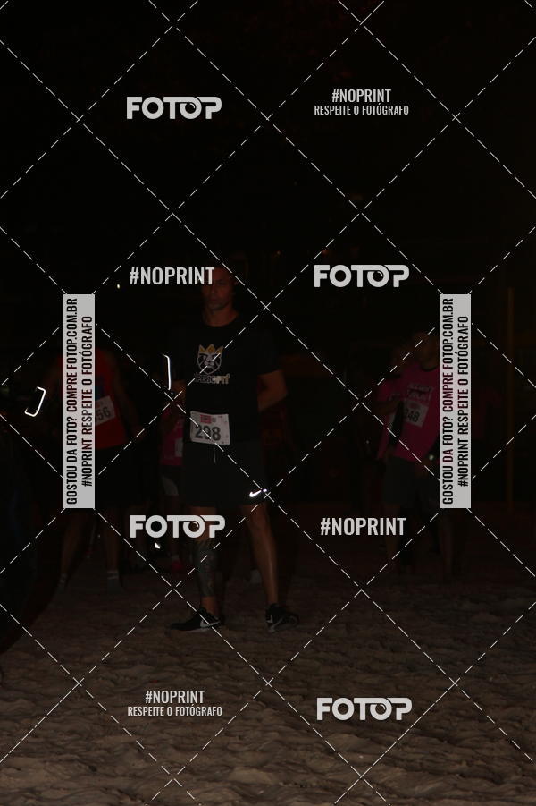 Buy your photos of the eventNIGHT RUN ICARA� BEACH - 6� EDI��O - NITER�I RJ on Fotop