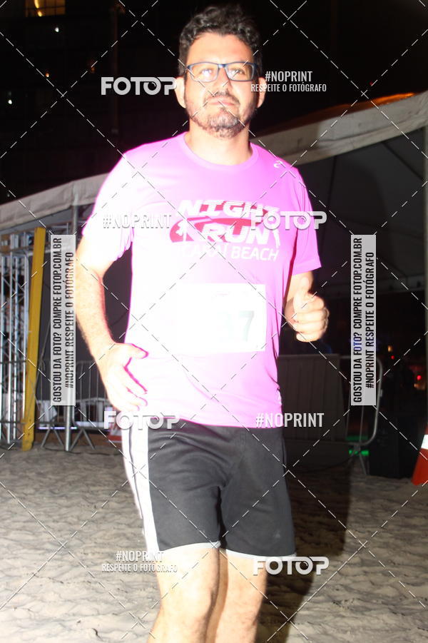 Buy your photos of the eventNIGHT RUN ICARA� BEACH - 6� EDI��O - NITER�I RJ on Fotop