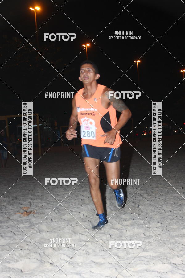 Buy your photos of the eventNIGHT RUN ICARA� BEACH - 6� EDI��O - NITER�I RJ on Fotop