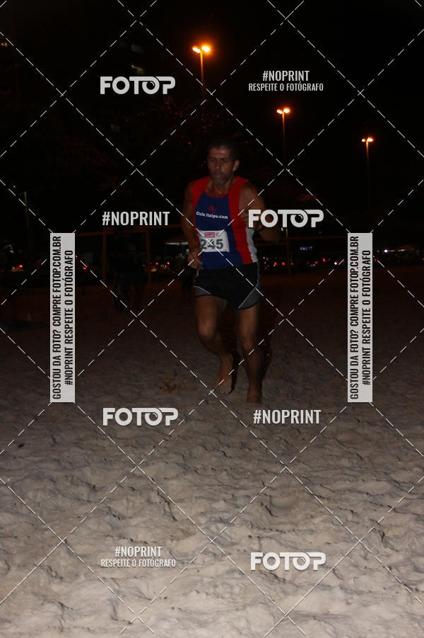 Buy your photos of the eventNIGHT RUN ICARA� BEACH - 6� EDI��O - NITER�I RJ on Fotop