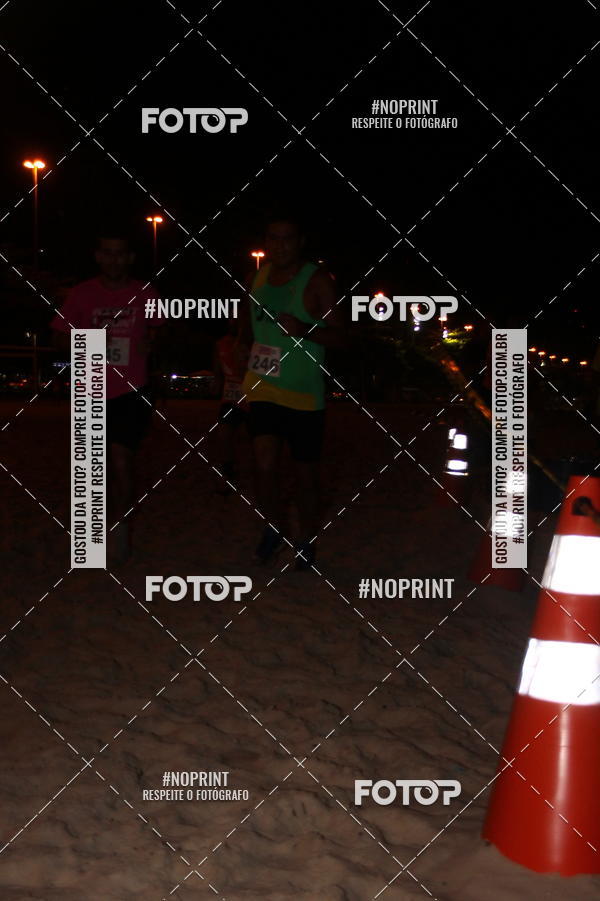 Buy your photos of the eventNIGHT RUN ICARA� BEACH - 6� EDI��O - NITER�I RJ on Fotop