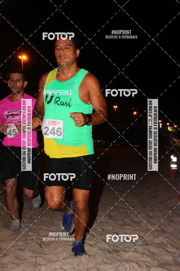 Buy your photos of the eventNIGHT RUN ICARA� BEACH - 6� EDI��O - NITER�I RJ on Fotop