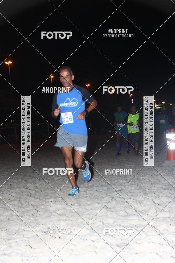 Buy your photos of the eventNIGHT RUN ICARA� BEACH - 6� EDI��O - NITER�I RJ on Fotop