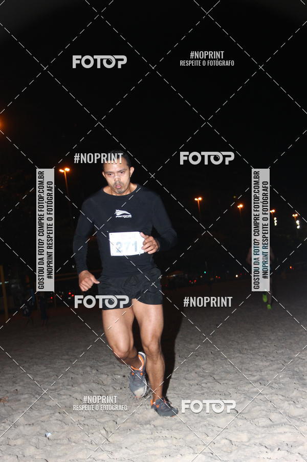 Buy your photos of the eventNIGHT RUN ICARA� BEACH - 6� EDI��O - NITER�I RJ on Fotop