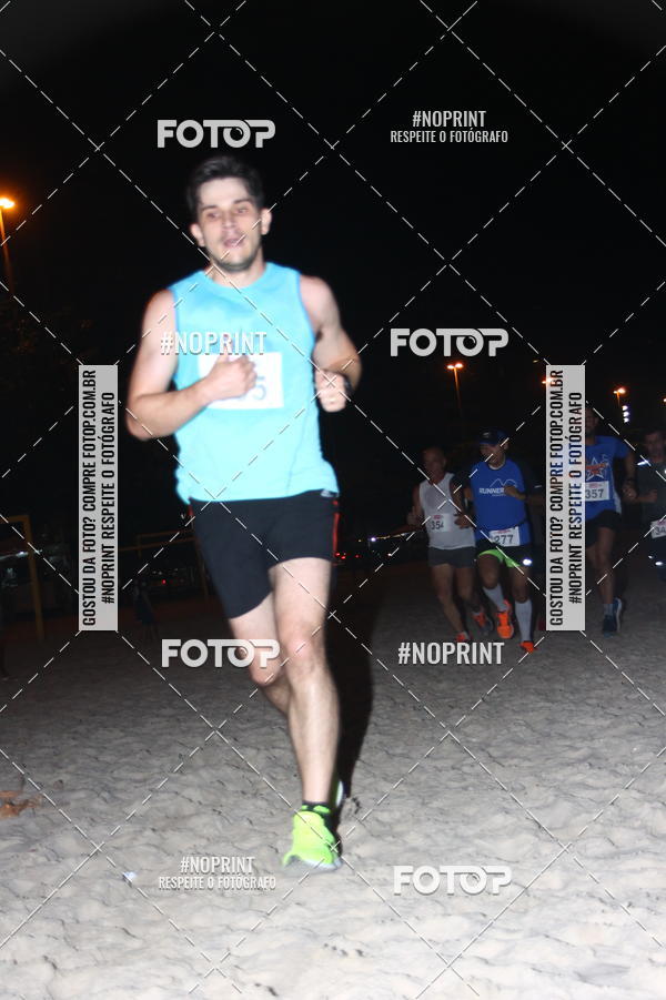 Buy your photos of the eventNIGHT RUN ICARA� BEACH - 6� EDI��O - NITER�I RJ on Fotop