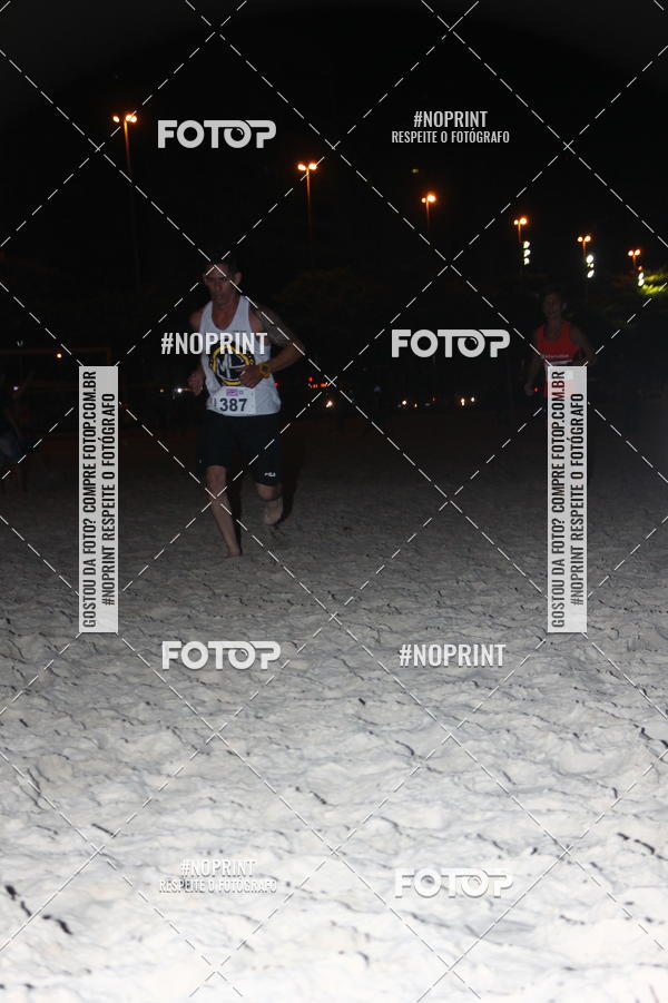 Buy your photos of the eventNIGHT RUN ICARA� BEACH - 6� EDI��O - NITER�I RJ on Fotop