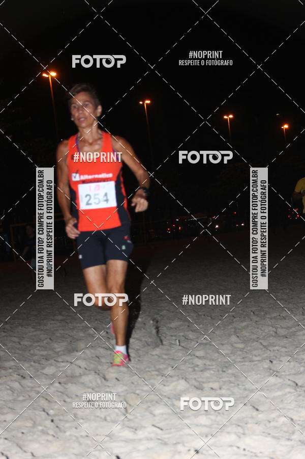 Buy your photos of the eventNIGHT RUN ICARA� BEACH - 6� EDI��O - NITER�I RJ on Fotop