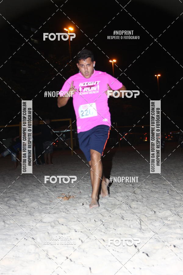 Buy your photos of the eventNIGHT RUN ICARA� BEACH - 6� EDI��O - NITER�I RJ on Fotop