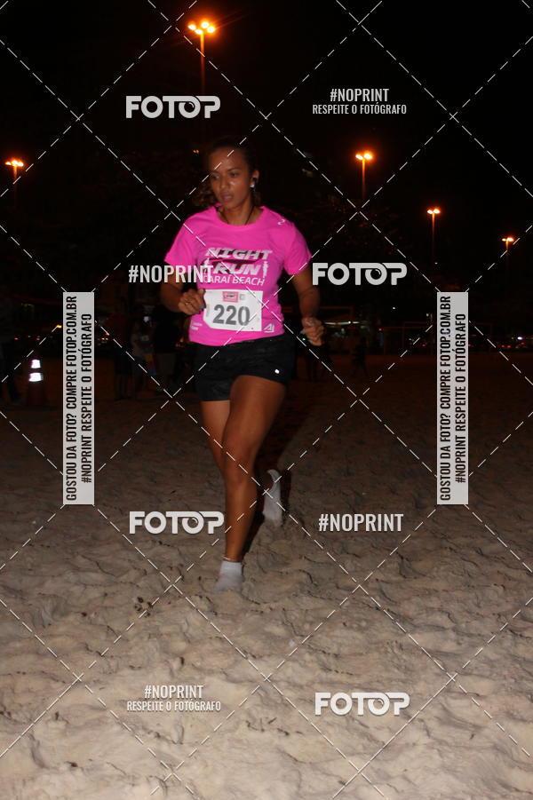 Buy your photos of the eventNIGHT RUN ICARA� BEACH - 6� EDI��O - NITER�I RJ on Fotop