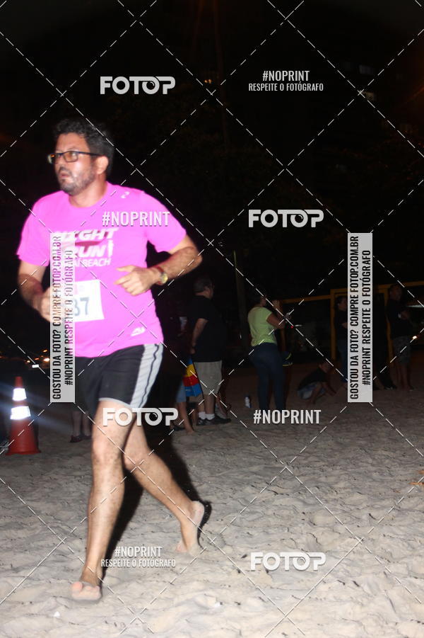 Buy your photos of the eventNIGHT RUN ICARA� BEACH - 6� EDI��O - NITER�I RJ on Fotop