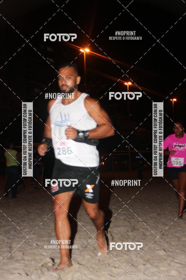 Buy your photos of the eventNIGHT RUN ICARA� BEACH - 6� EDI��O - NITER�I RJ on Fotop
