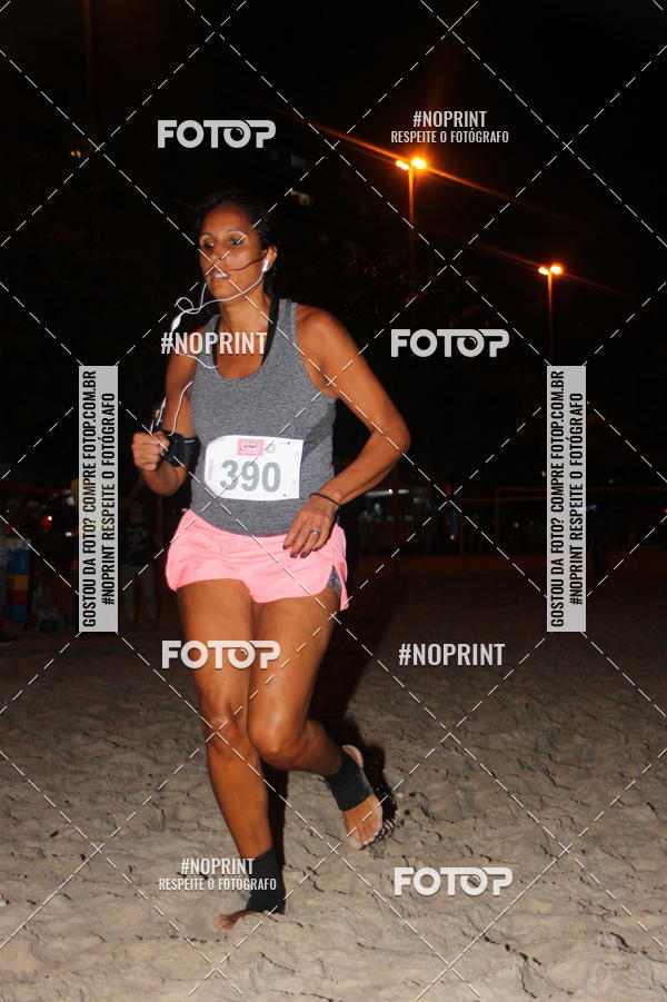 Buy your photos of the eventNIGHT RUN ICARA� BEACH - 6� EDI��O - NITER�I RJ on Fotop