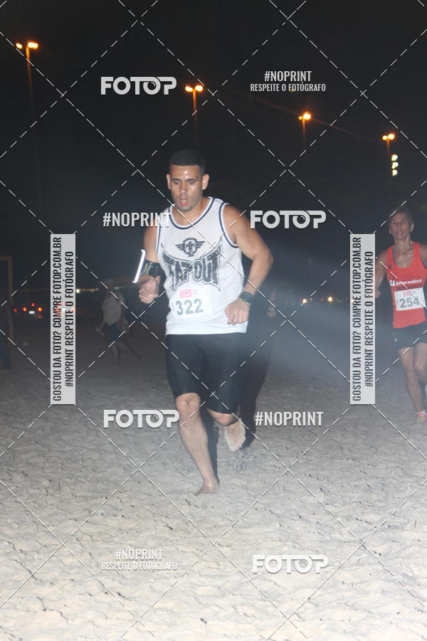 Buy your photos of the eventNIGHT RUN ICARA� BEACH - 6� EDI��O - NITER�I RJ on Fotop