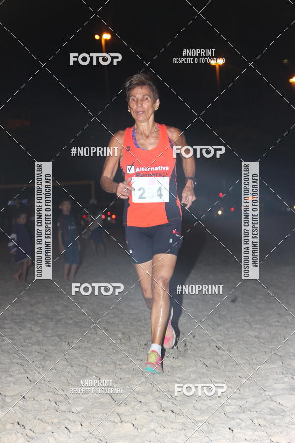 Buy your photos of the eventNIGHT RUN ICARA� BEACH - 6� EDI��O - NITER�I RJ on Fotop