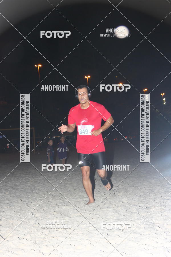 Buy your photos of the eventNIGHT RUN ICARA� BEACH - 6� EDI��O - NITER�I RJ on Fotop