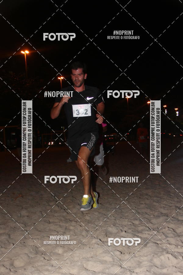 Buy your photos of the eventNIGHT RUN ICARA� BEACH - 6� EDI��O - NITER�I RJ on Fotop