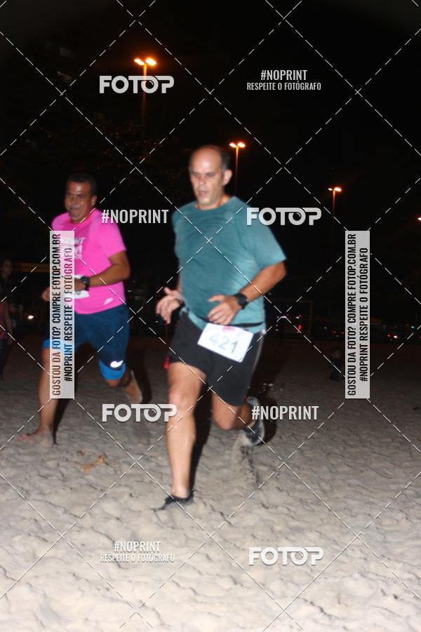 Buy your photos of the eventNIGHT RUN ICARA� BEACH - 6� EDI��O - NITER�I RJ on Fotop