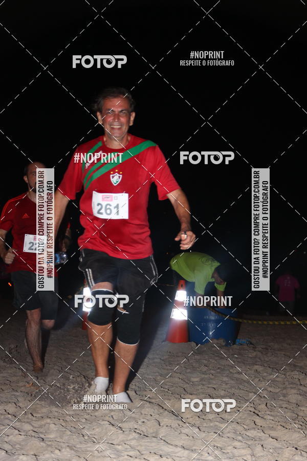 Buy your photos of the eventNIGHT RUN ICARA� BEACH - 6� EDI��O - NITER�I RJ on Fotop