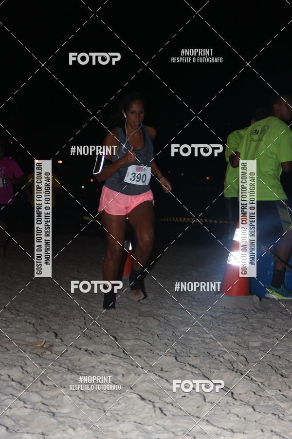 Buy your photos of the eventNIGHT RUN ICARA� BEACH - 6� EDI��O - NITER�I RJ on Fotop