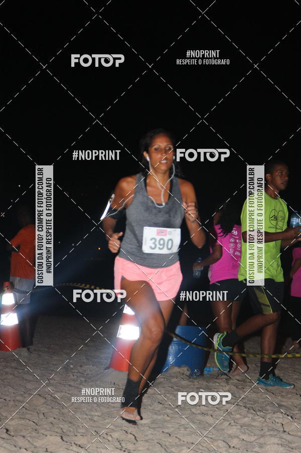 Buy your photos of the eventNIGHT RUN ICARA� BEACH - 6� EDI��O - NITER�I RJ on Fotop