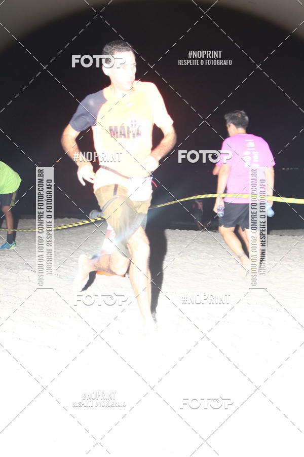 Buy your photos of the eventNIGHT RUN ICARA� BEACH - 6� EDI��O - NITER�I RJ on Fotop