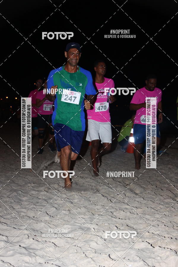 Buy your photos of the eventNIGHT RUN ICARA� BEACH - 6� EDI��O - NITER�I RJ on Fotop