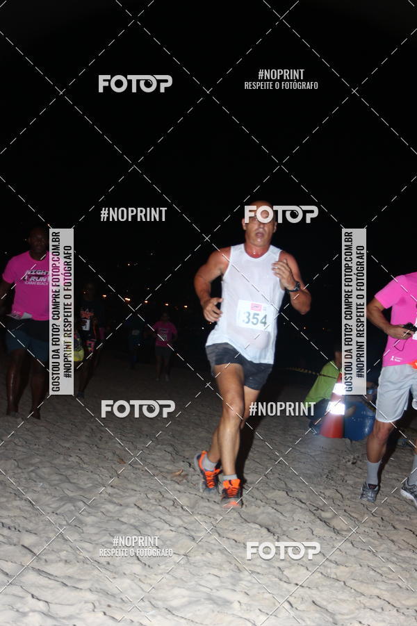 Buy your photos of the eventNIGHT RUN ICARA� BEACH - 6� EDI��O - NITER�I RJ on Fotop