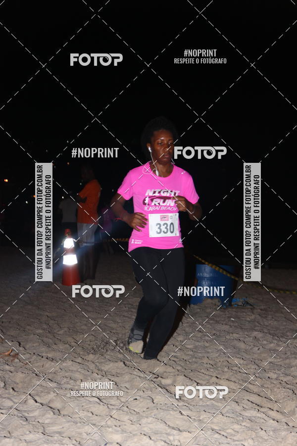 Buy your photos of the eventNIGHT RUN ICARA� BEACH - 6� EDI��O - NITER�I RJ on Fotop