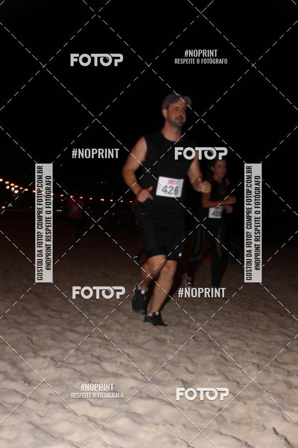 Buy your photos of the eventNIGHT RUN ICARA� BEACH - 6� EDI��O - NITER�I RJ on Fotop