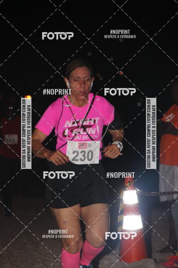 Buy your photos of the eventNIGHT RUN ICARA� BEACH - 6� EDI��O - NITER�I RJ on Fotop
