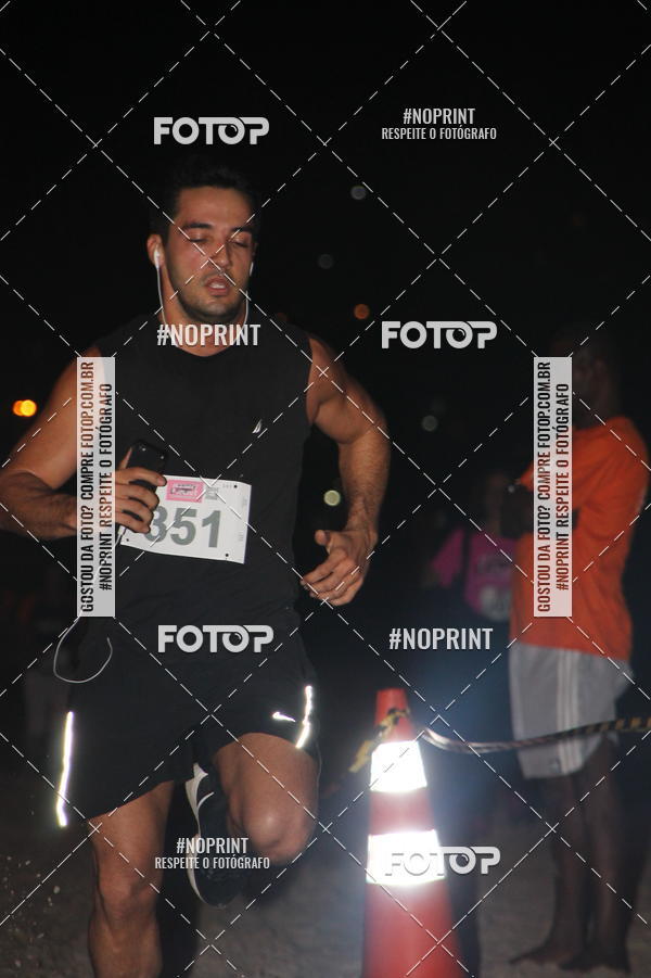Buy your photos of the eventNIGHT RUN ICARA� BEACH - 6� EDI��O - NITER�I RJ on Fotop