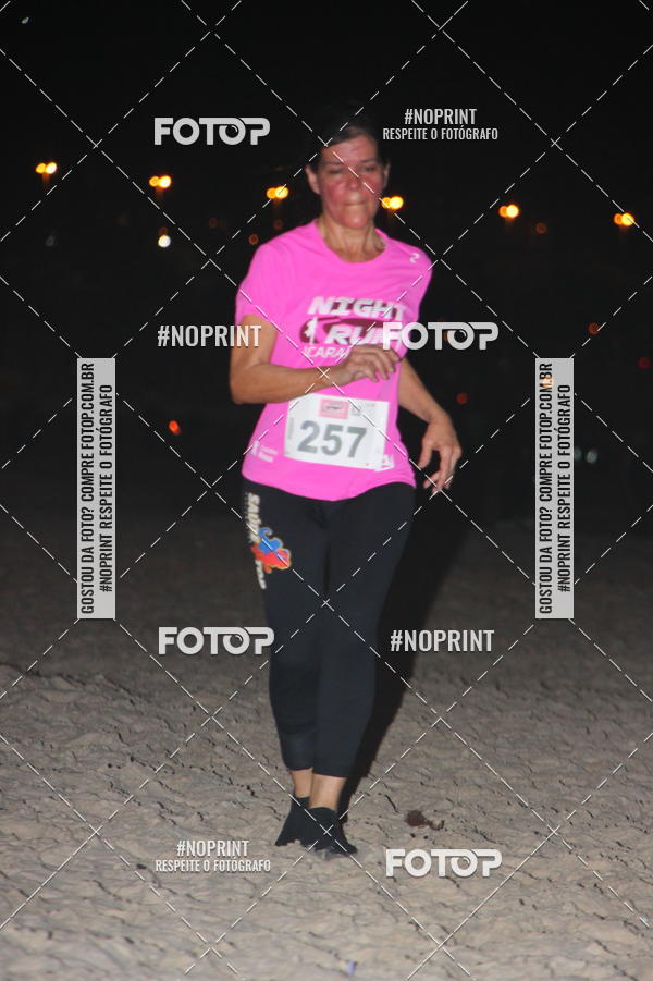 Buy your photos of the eventNIGHT RUN ICARA� BEACH - 6� EDI��O - NITER�I RJ on Fotop