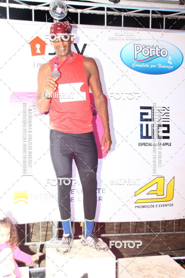 Buy your photos of the eventNIGHT RUN ICARA� BEACH - 6� EDI��O - NITER�I RJ on Fotop