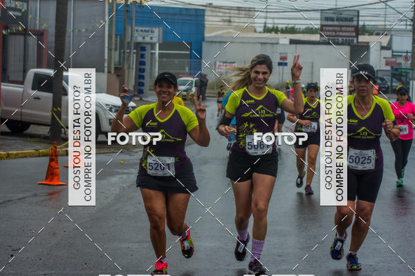 Buy your photos of the event 3 CORRIDA 23 BPM/I VALE HISTRICO on Fotop