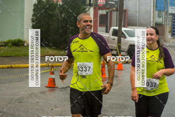 Buy your photos of the event 3 CORRIDA 23 BPM/I VALE HISTRICO on Fotop