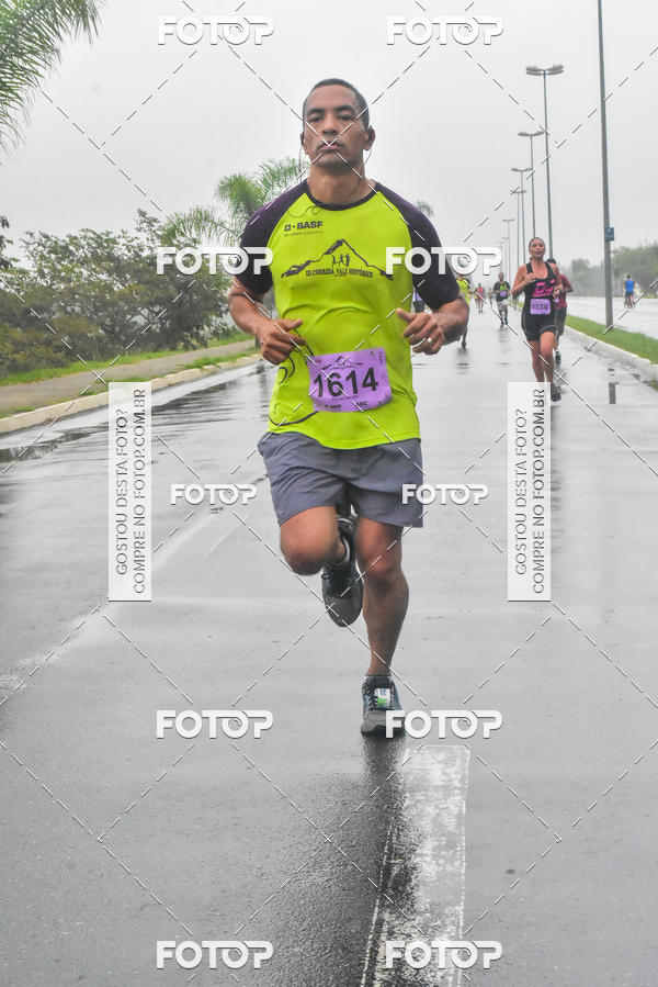 Buy your photos of the event 3 CORRIDA 23 BPM/I VALE HISTRICO on Fotop