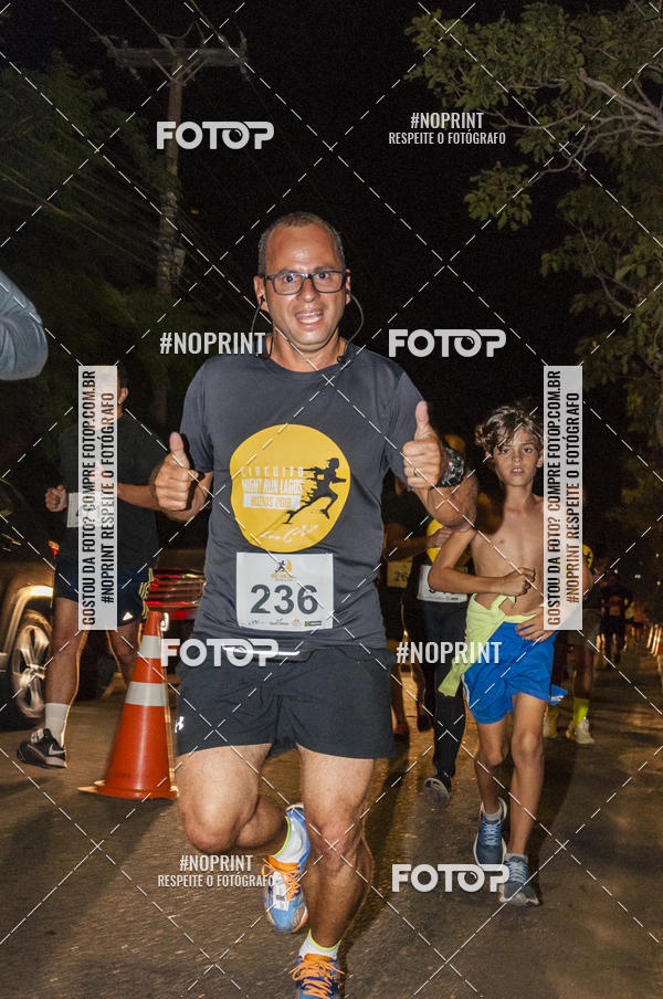 Buy your photos of the eventCIRCUITO NIGHT RUN LAGOS - ETAPA BZIOS 2018 on Fotop