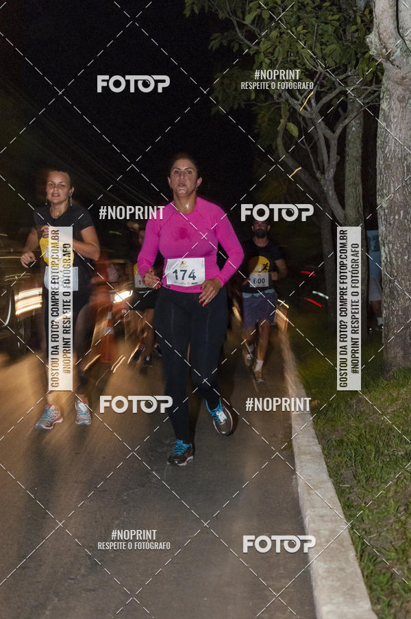 Buy your photos of the eventCIRCUITO NIGHT RUN LAGOS - ETAPA BZIOS 2018 on Fotop