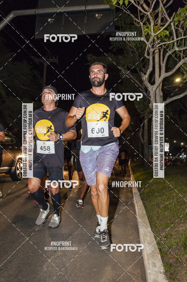 Buy your photos of the eventCIRCUITO NIGHT RUN LAGOS - ETAPA BZIOS 2018 on Fotop