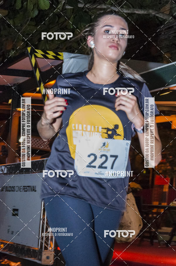 Buy your photos of the eventCIRCUITO NIGHT RUN LAGOS - ETAPA BZIOS 2018 on Fotop