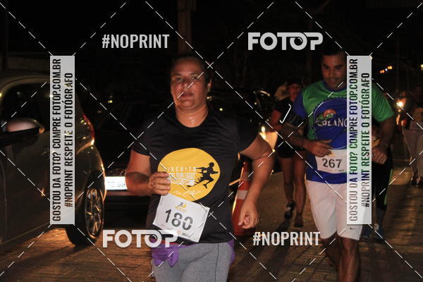 Buy your photos of the eventCIRCUITO NIGHT RUN LAGOS - ETAPA BZIOS 2018 on Fotop