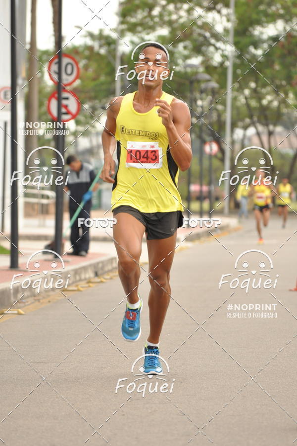 Buy your photos of the eventSantander Track&Field  Run Series - Shopping Vitria on Fotop