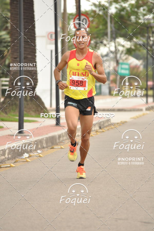 Buy your photos of the eventSantander Track&Field  Run Series - Shopping Vitria on Fotop