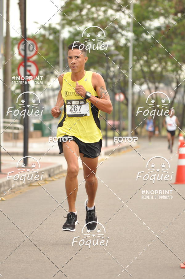 Buy your photos of the eventSantander Track&Field  Run Series - Shopping Vitria on Fotop